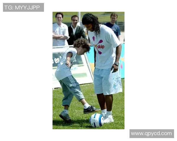 足球明星如何保护脚部健康提升踢球表现的有效方法与技巧